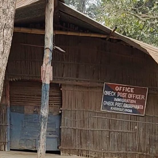 Foreign citizen remained sitting at the border for three hours due to closure of office
