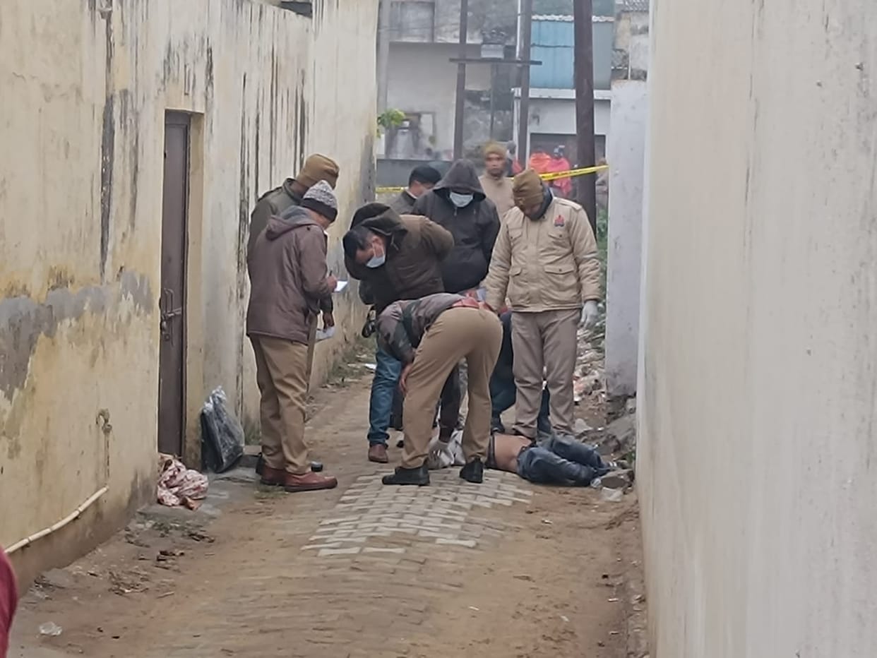 Prayagraj youth stabbed to death