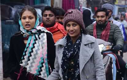 Barabanki News: और सर्द हुआ मौसम, पछुआ हवा और गिरते तापमान से बढ़ी ठिठुरन And the weather got colder, westerly wind and falling temperature increased the chill.