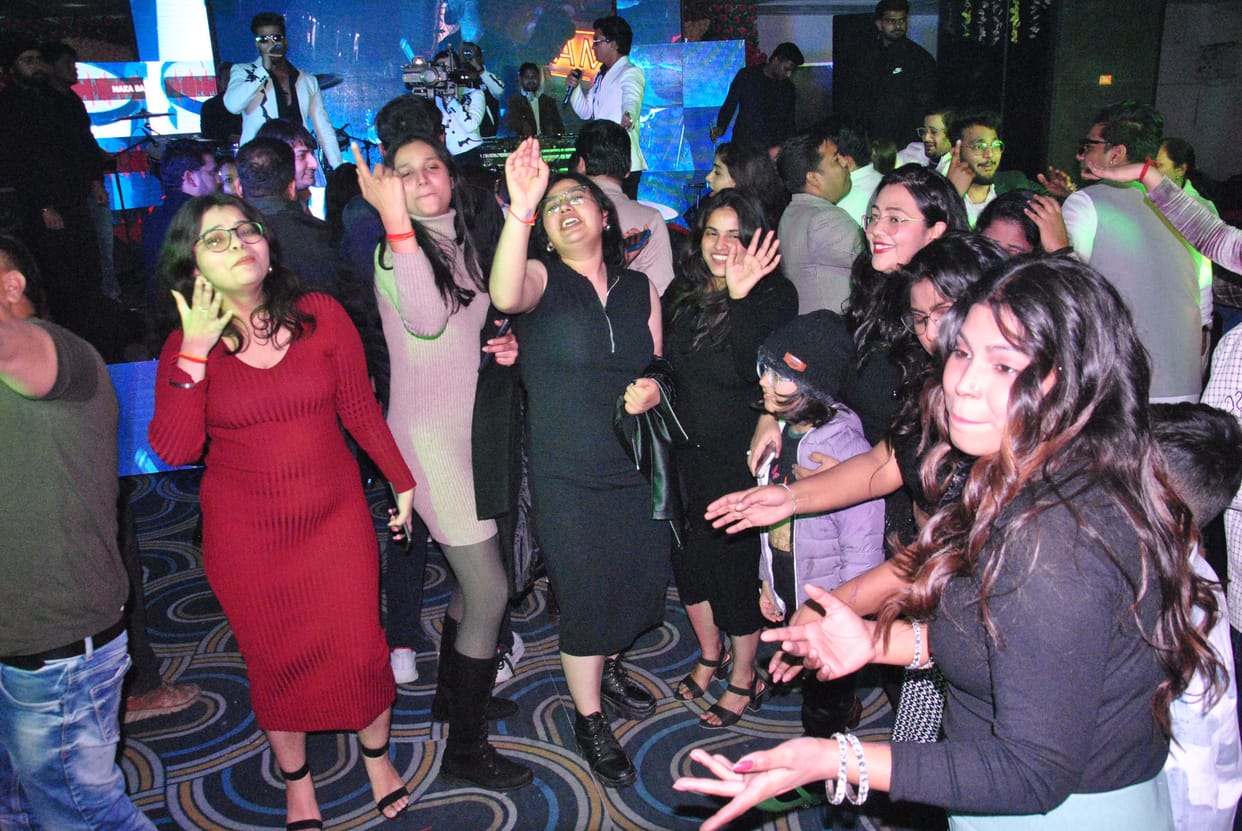 Dancing steps in the joy of New Year