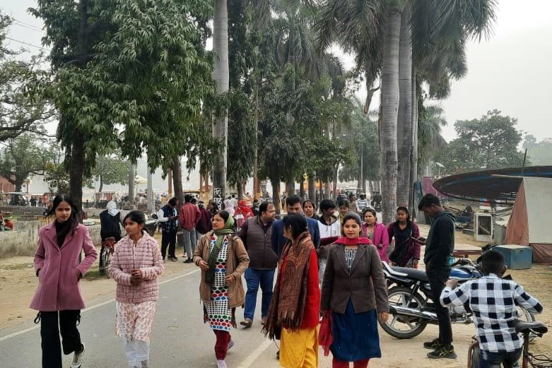 Warm welcome of new year, crowd gathered in temples