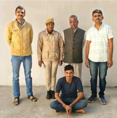 Sirohi: 2.60 क्विंटल डोडा पोस्त तस्करी के मामले में वांछित आरोपी गिरफ्तार, आठ माह से चल रहा था फरार Wanted accused arrested in 2.60 quintal Doda poppy smuggling case