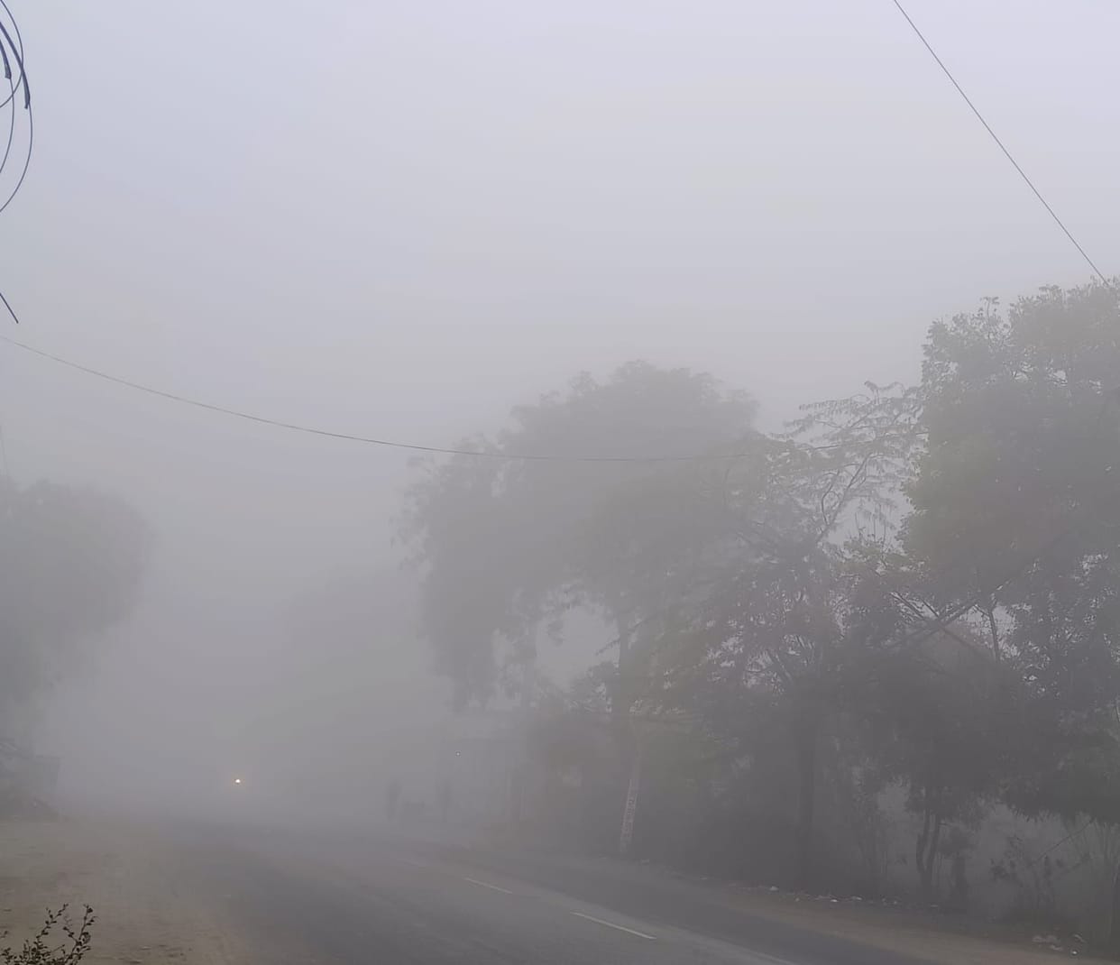 Light drizzle expected from tomorrow, temperature also dropped