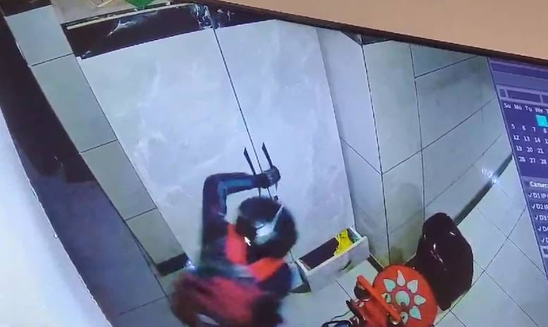 Theft in temple in Baropal village, incident caught on camera