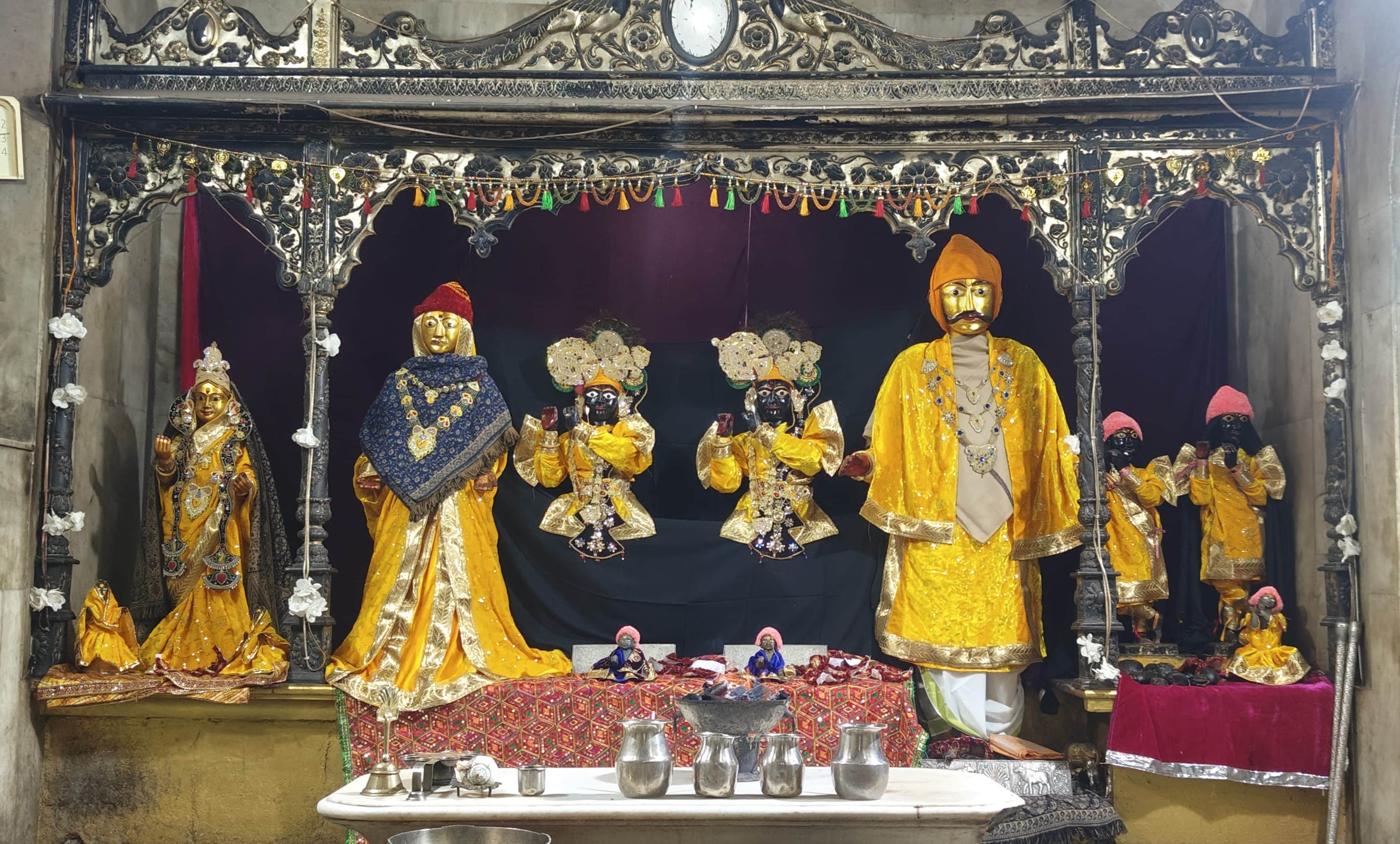 Lord Shri Krishna Famous Temples 9 Pavitra Sthal Yatra guide in hindi