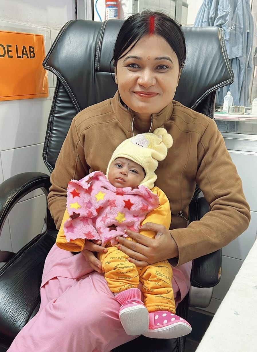 The responsible person did not return after admitting the newborn to the hospital