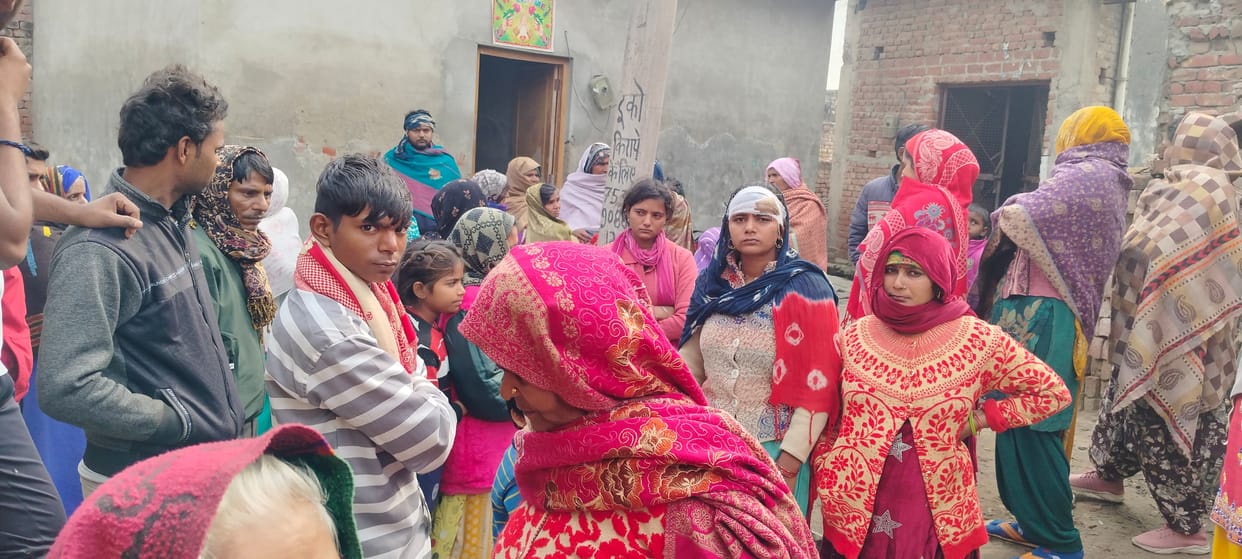 Clash between two parties in Aadha, old woman died, two people injured