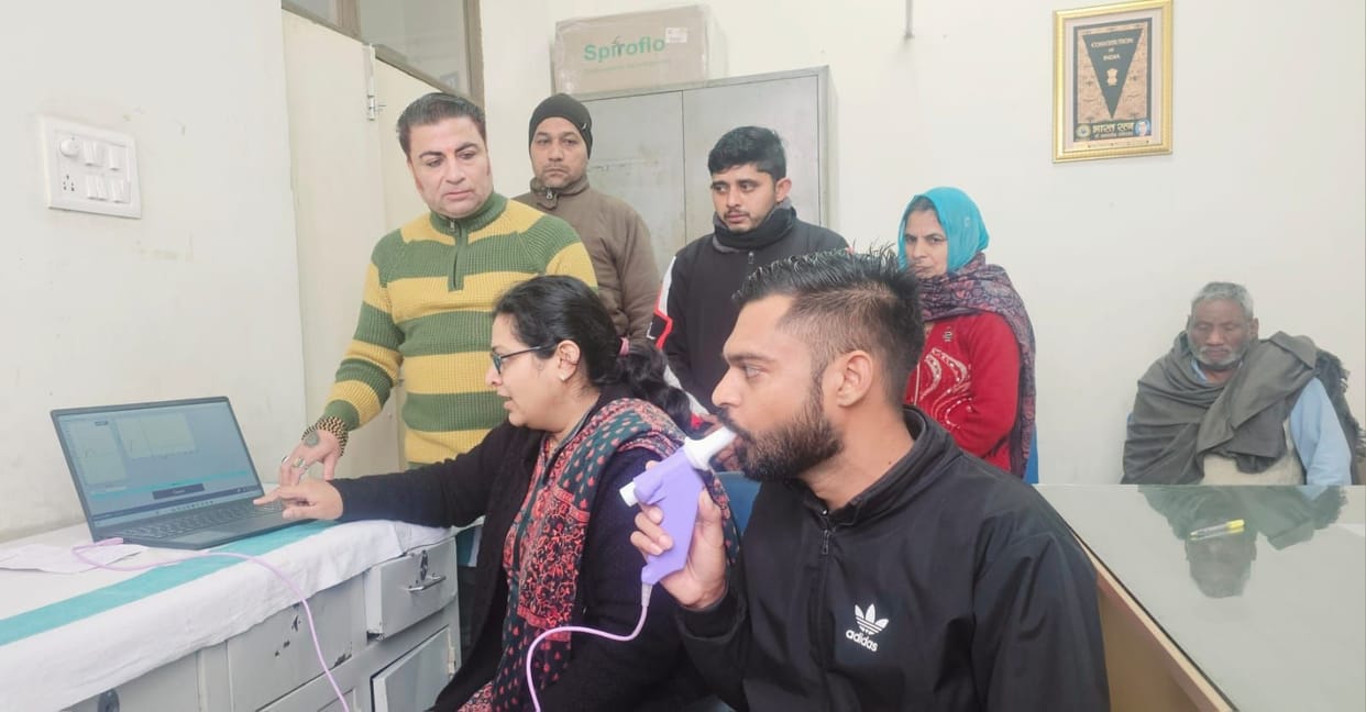 Now lungs of patients will be checked with spiro meter in civil hospital
