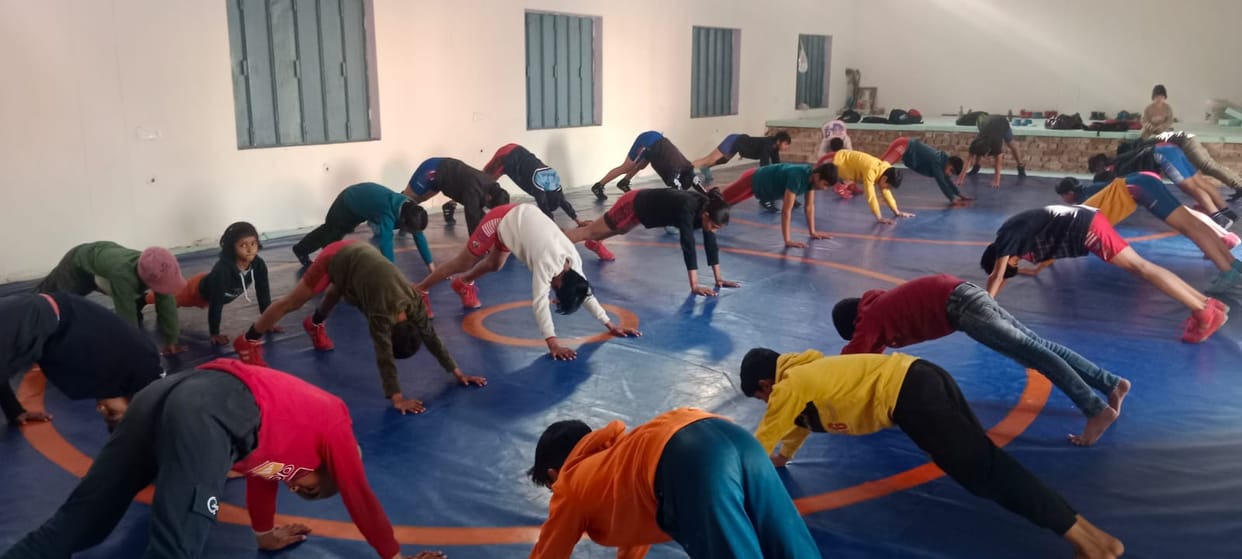 Saplings of wrestlers are getting ready in the nursery, 70 children are learning wrestling moves.