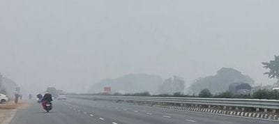 People shivered due to cold wave, confined to their homes