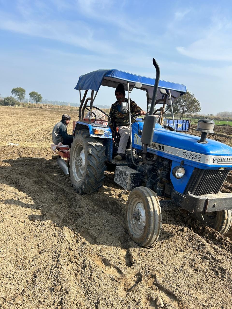Adequate moisture in the fields; farmers busy sowing potatoes