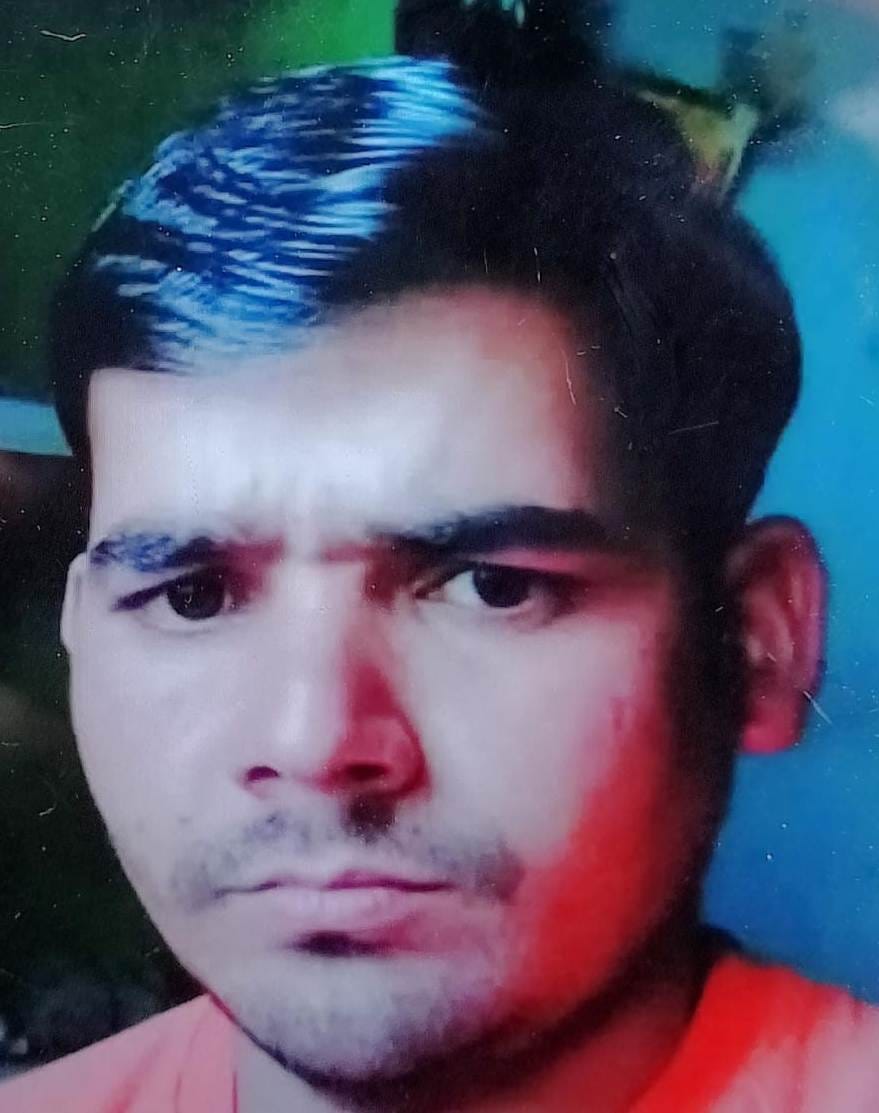 Bike rammed into tractor-trolley laden with sugarcane, youth dragged to death