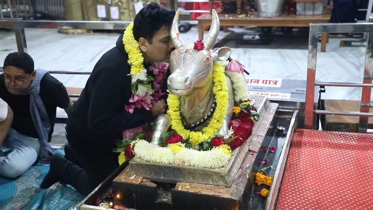Ujjain News: Famous actor Shailesh Lodha visited Baba Mahakal