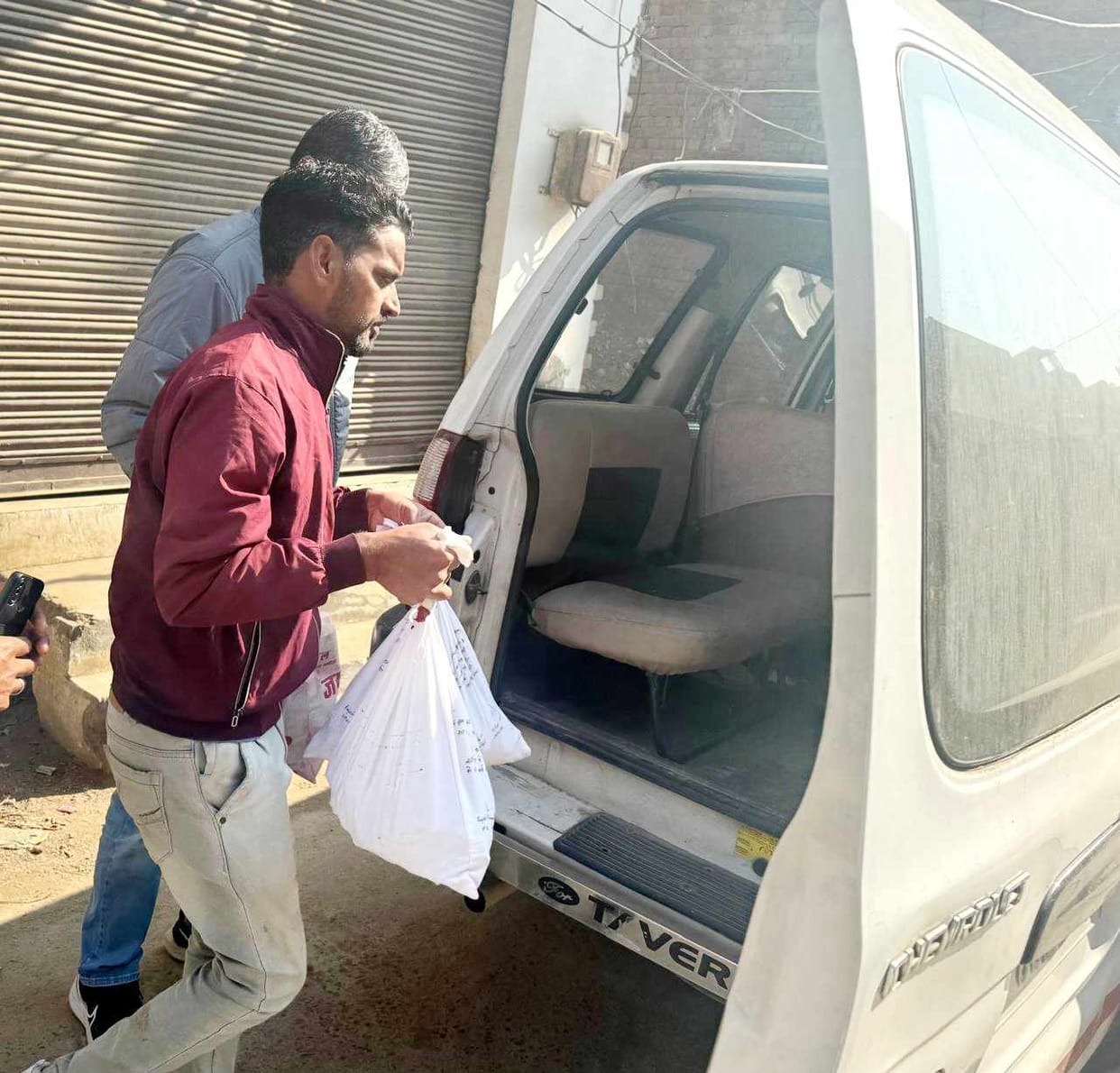 CM Flying collected samples of material used in construction of sewer and road in Anaj Mandi