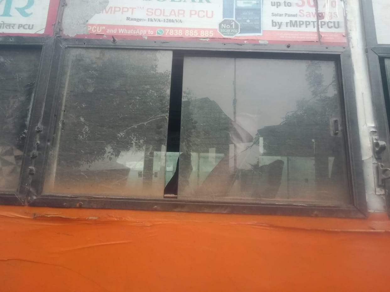 Four buses did not have wipers, two buses had broken window panes