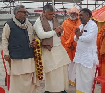 MP Satpal Brahmachari reached the flag hoisting program