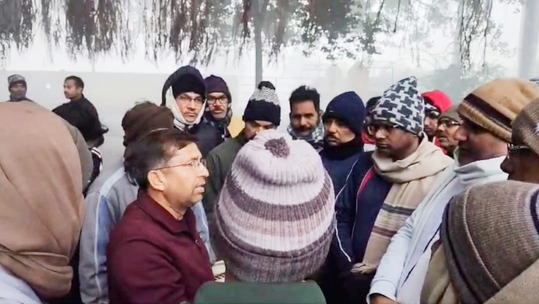 DHO surrounded for charging money for walking in the garden