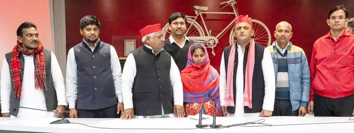 If BJP demolishes the house, SP will build it: Akhilesh Yadav