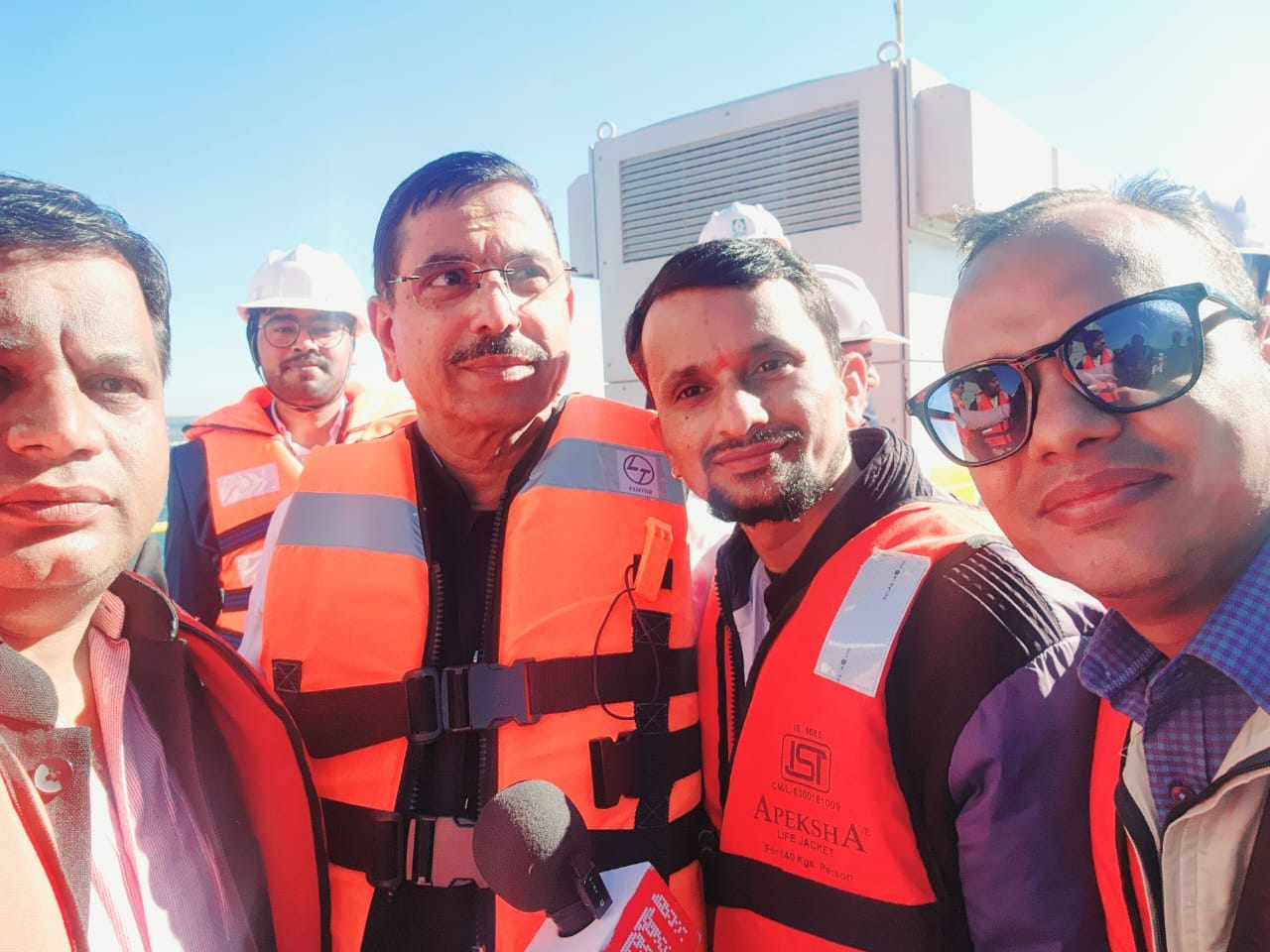 Khandwa: Energy Minister inspected the floating solar plant in Omkareshwar
