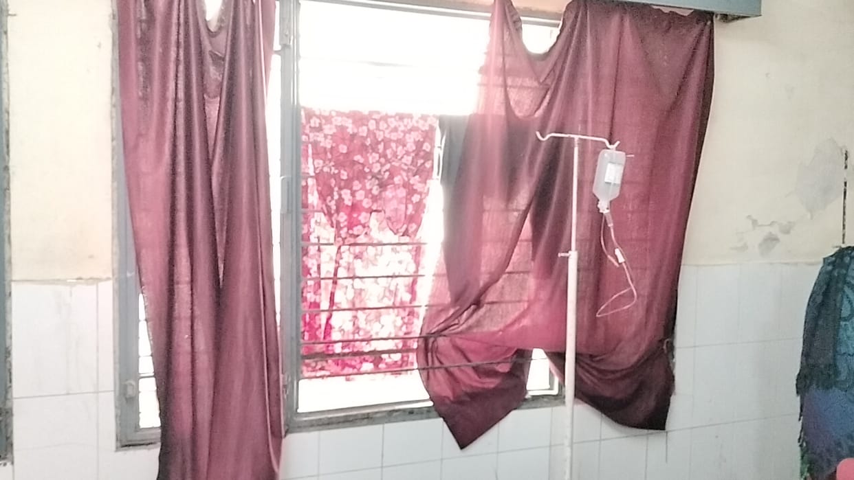 Claims Hawaii: Patients and caretakers are facing the blow of icy winds coming from broken glass.