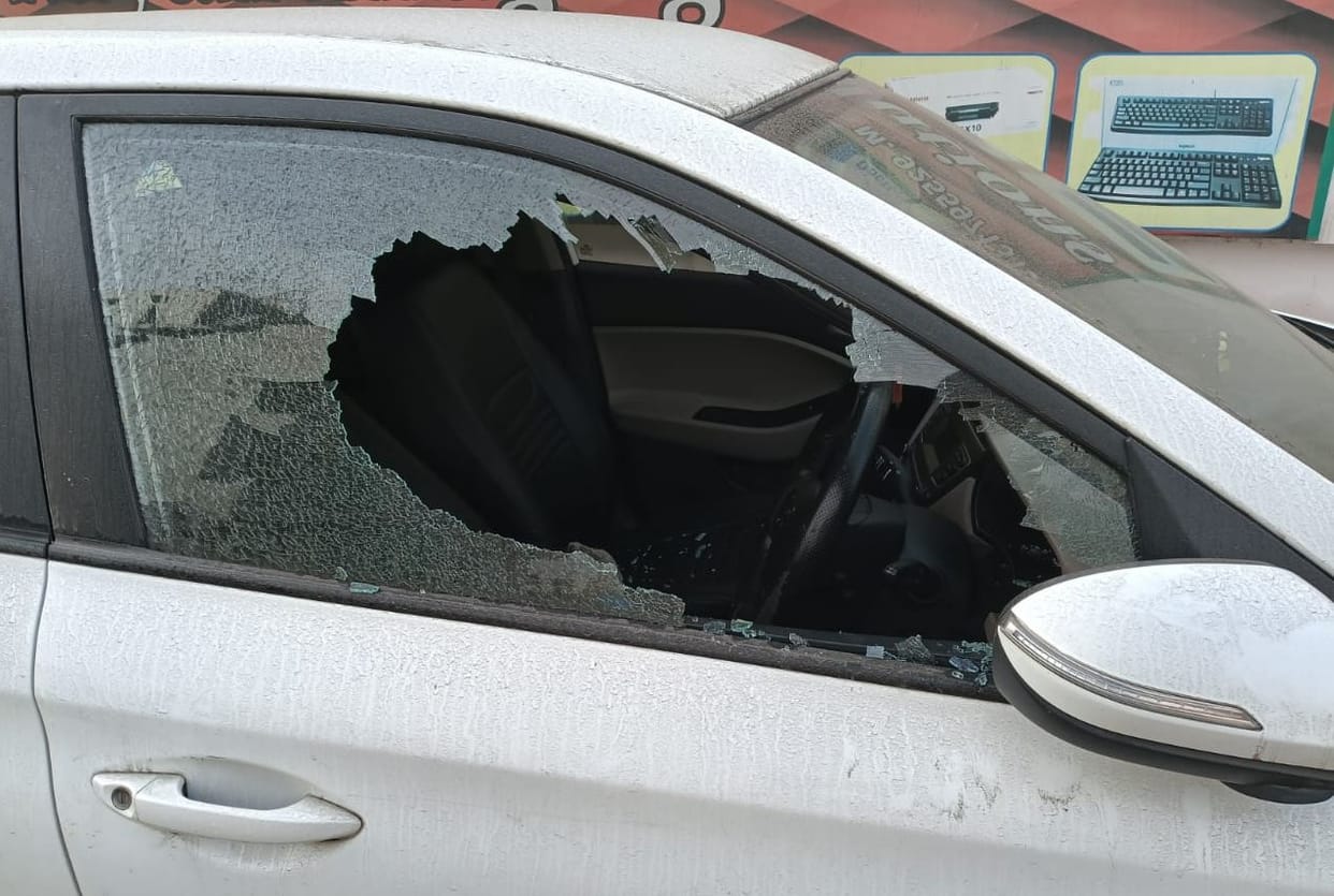 Mischievous elements broke the glass of three vehicles parked outside the house at night.
