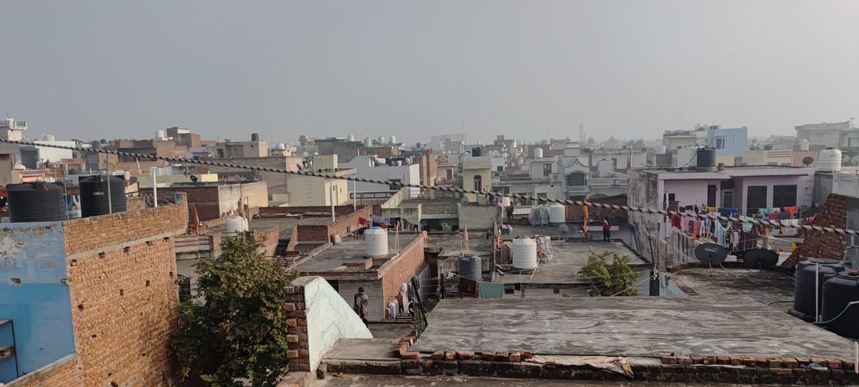 Relief from cold due to sunshine, drizzle is possible