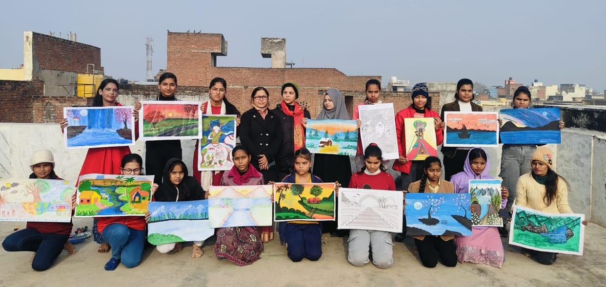 Zainab and Lalita won in painting competition