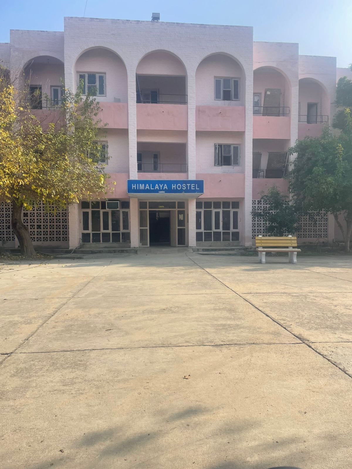 Repair work not completed in Hostel-3 even after two years