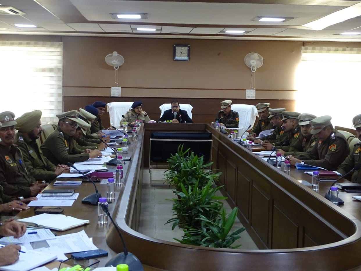 Take action on complaint: Police Commissioner