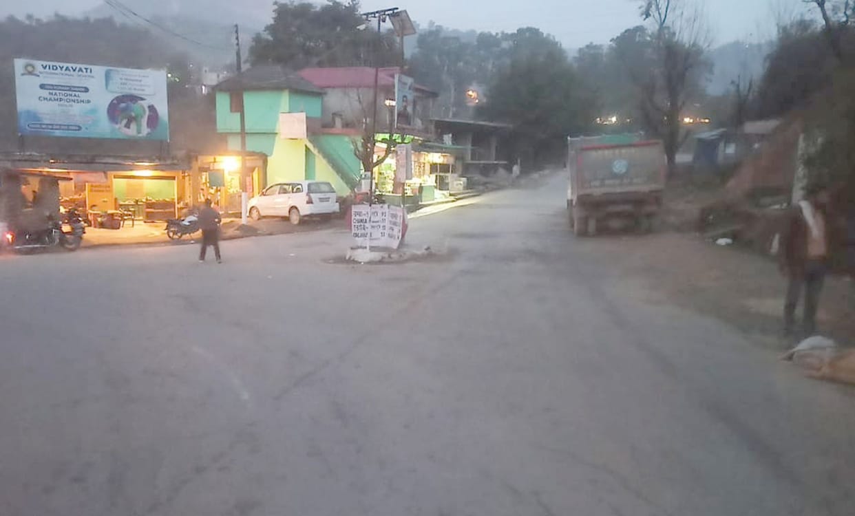 There should be a police check post at Lahadu Chowk itself, three routes will be monitored easily