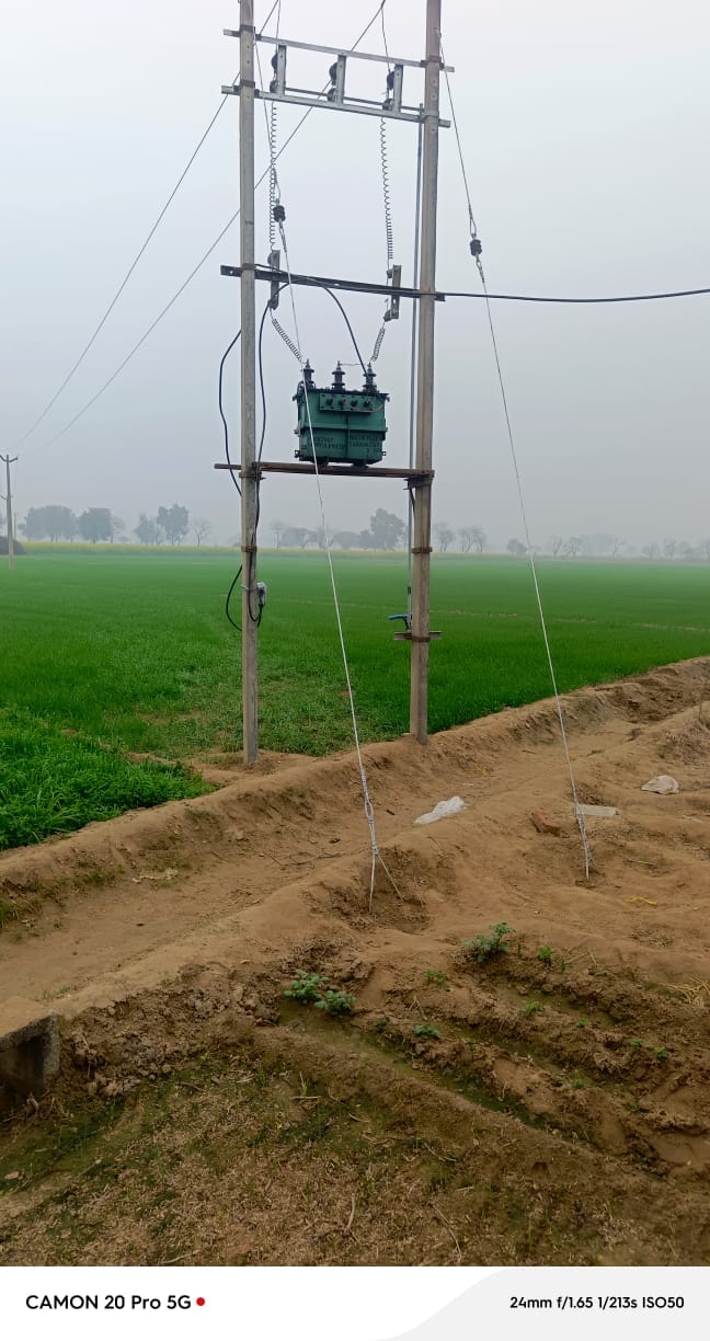 There is not enough stock in the electricity corporation's store, there is difficulty in issuing new connections