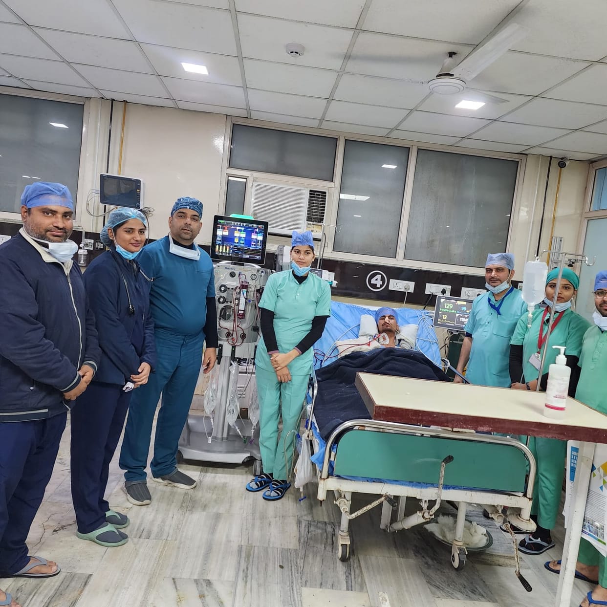 Subharti gave life to a patient who became serious after swallowing poison.