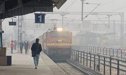 Five thousand passengers cancelled their tickets in a month railways refund