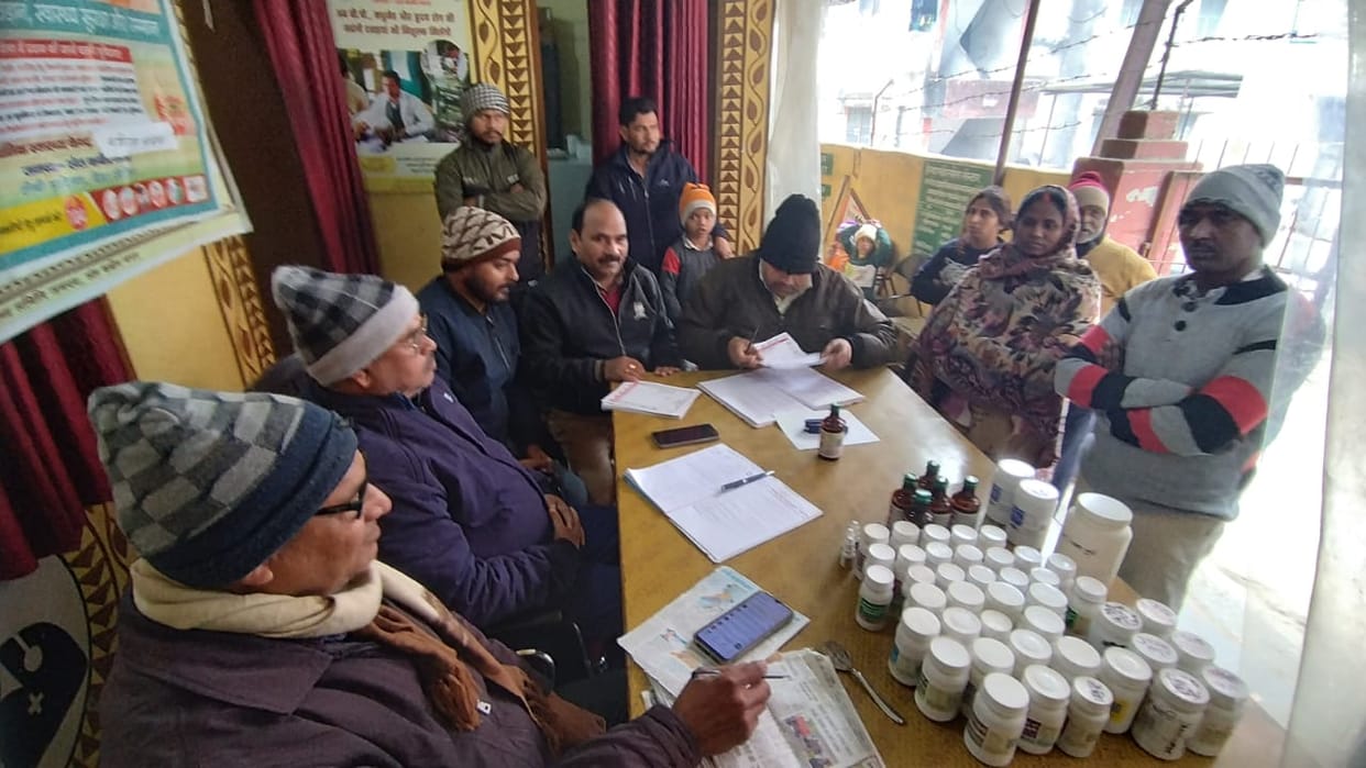Patients suffering from cold, stomach ache and cough got treatment