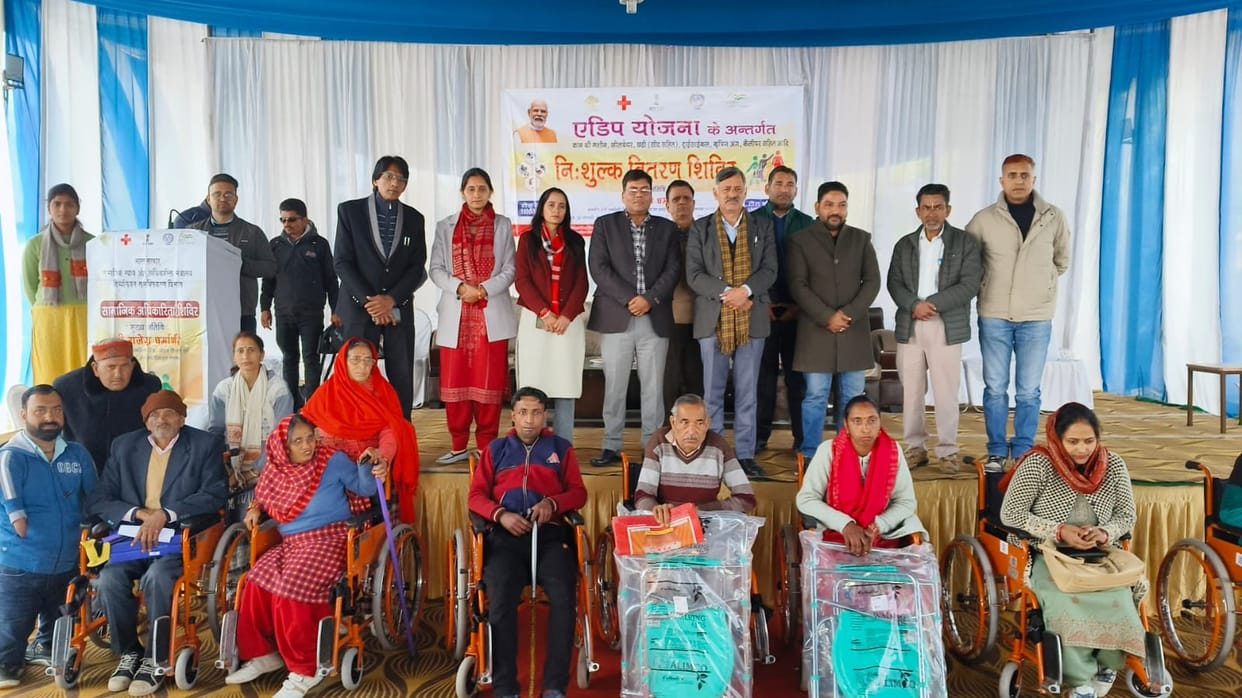 Minister Rajesh Dharmani distributed assistive devices to 140 disabled people.