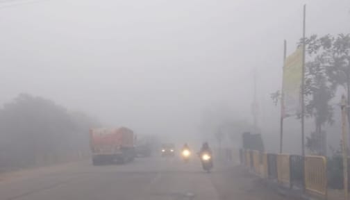 Three including an elderly person returning from the function with a blanket died due to cold