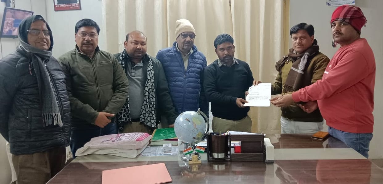 Gave warning of self-immolation along with family if land is not found