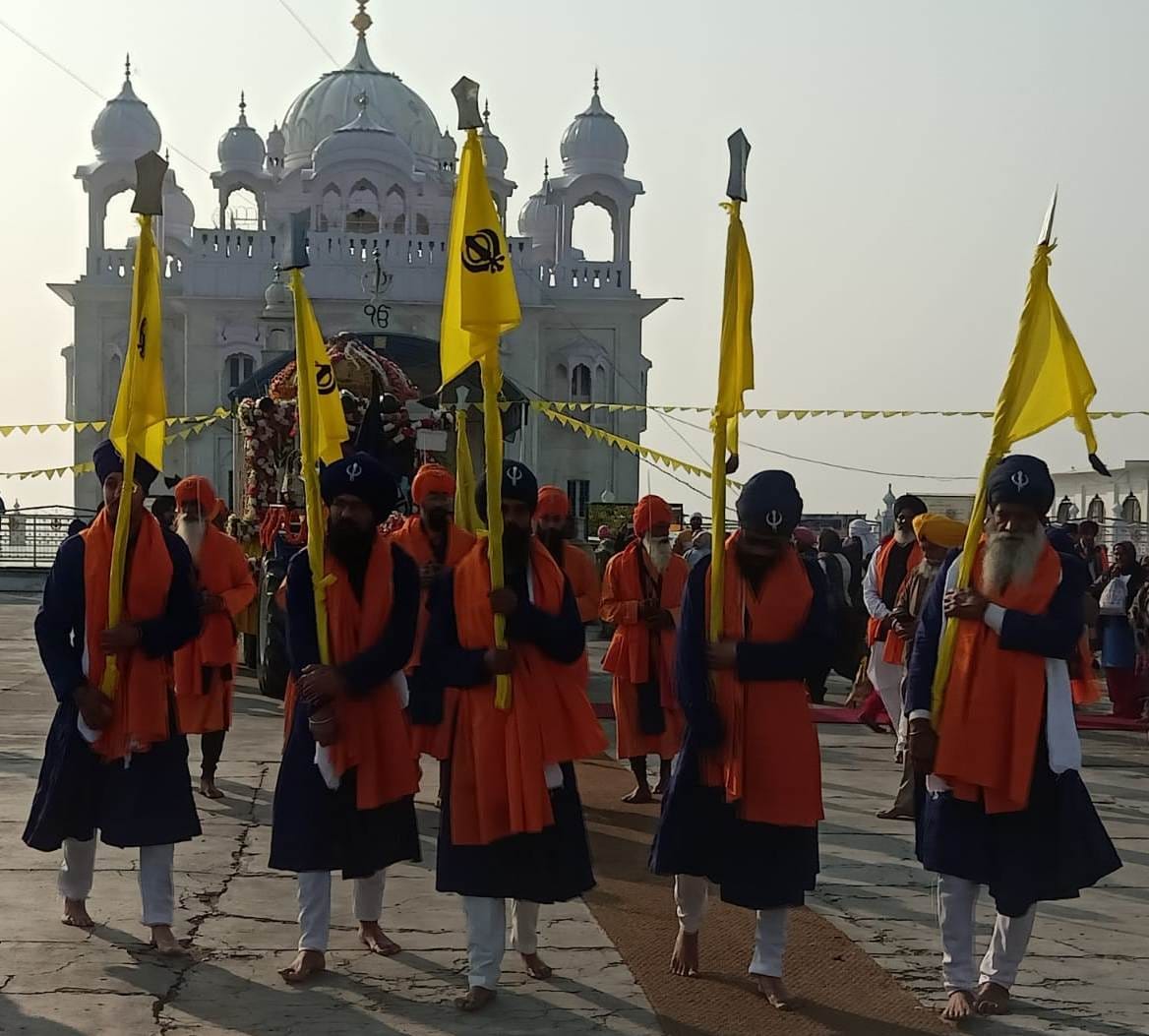 Nagar Kirtan taken out till Shri Kesgarh Sahib