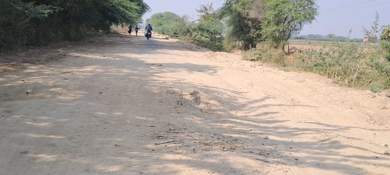 After three years, the condition of Aata-Etaura road will improve at a cost of 20 crores