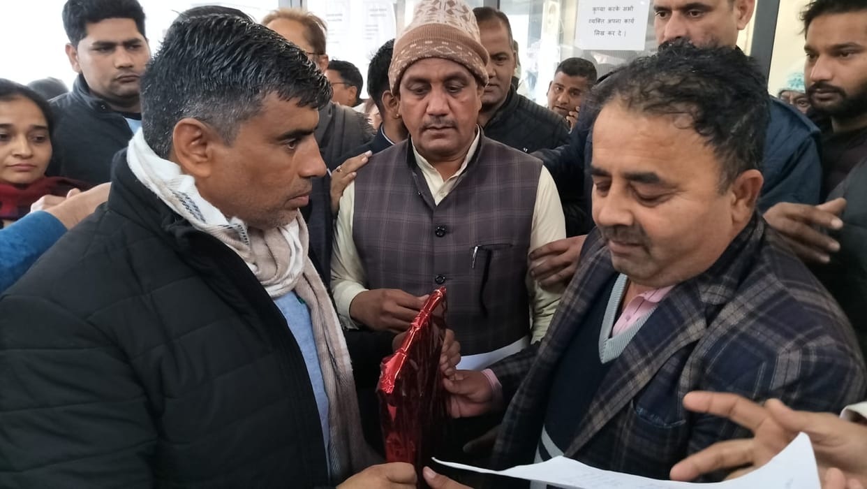 Demand from Education Minister to run transfer drive