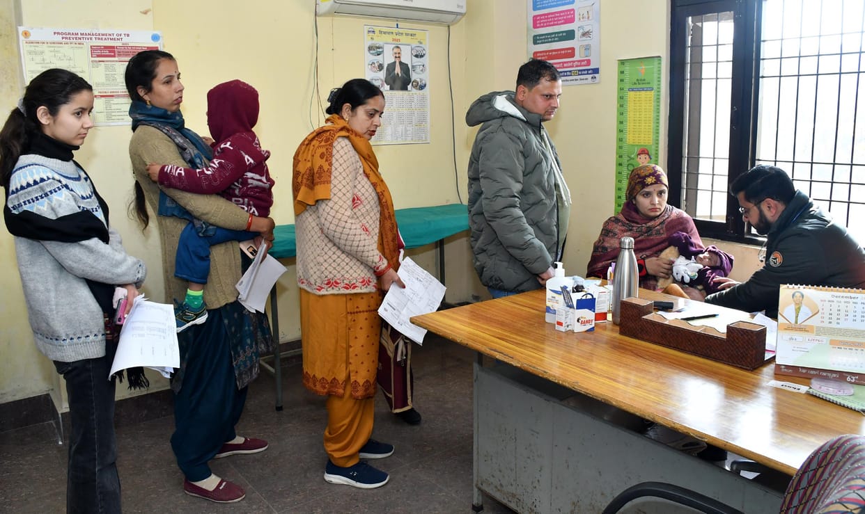 Medical and pediatric specialists will provide daily updates on cough and fever patients