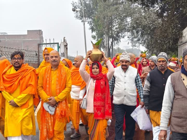 Mahalakshmi Kalshayatra was taken out with devotion