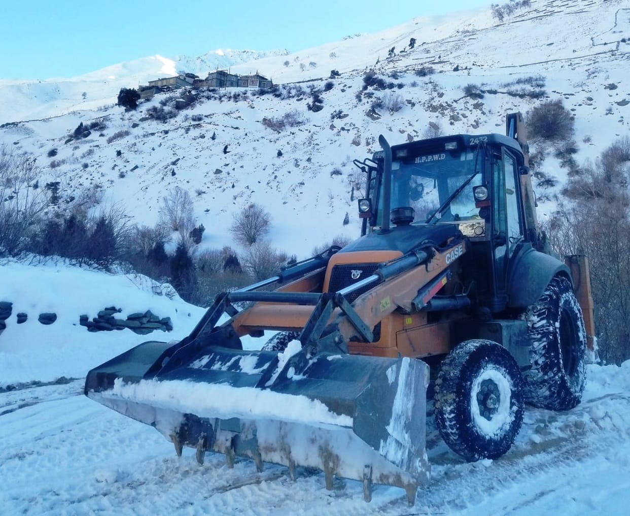 Yoche link road of Lahaul-Spiti restored for traffic