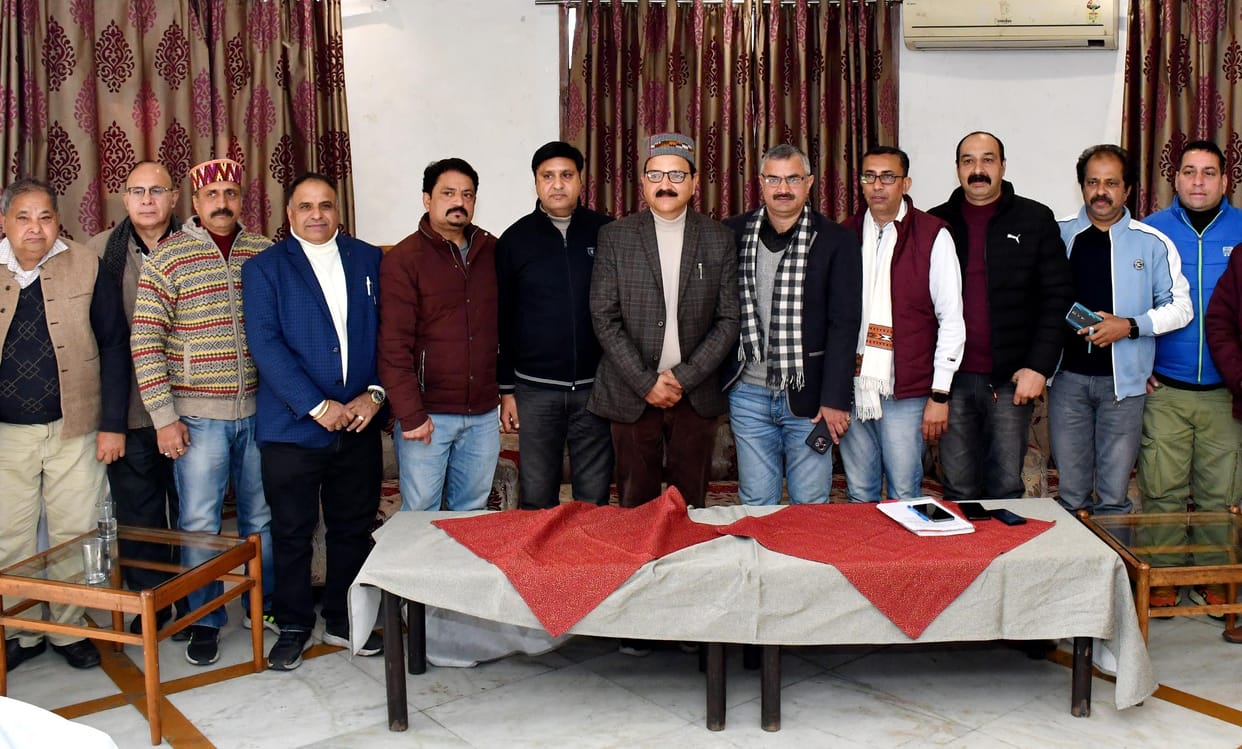 Cards will be made for traders in Hamirpur city: Sumit
