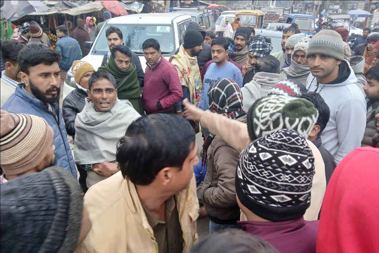 Child dies immediately after injection, doctor accused, uproar