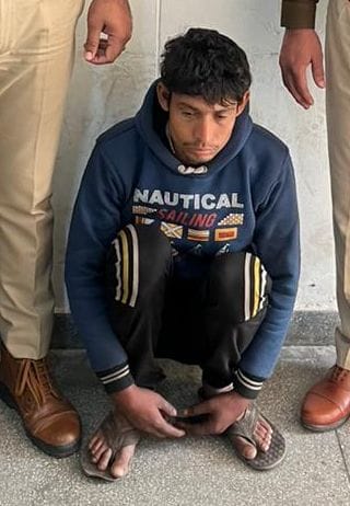 Police team of Sadar Mahendragarh police station solved the mystery of blind murder, one accused arrested.