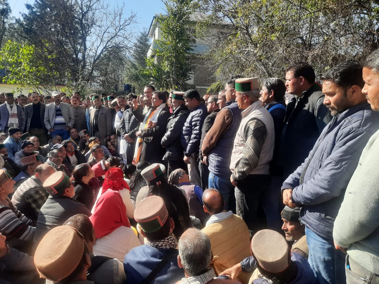 Opinion of Congress workers sought behind closed doors in Karsog