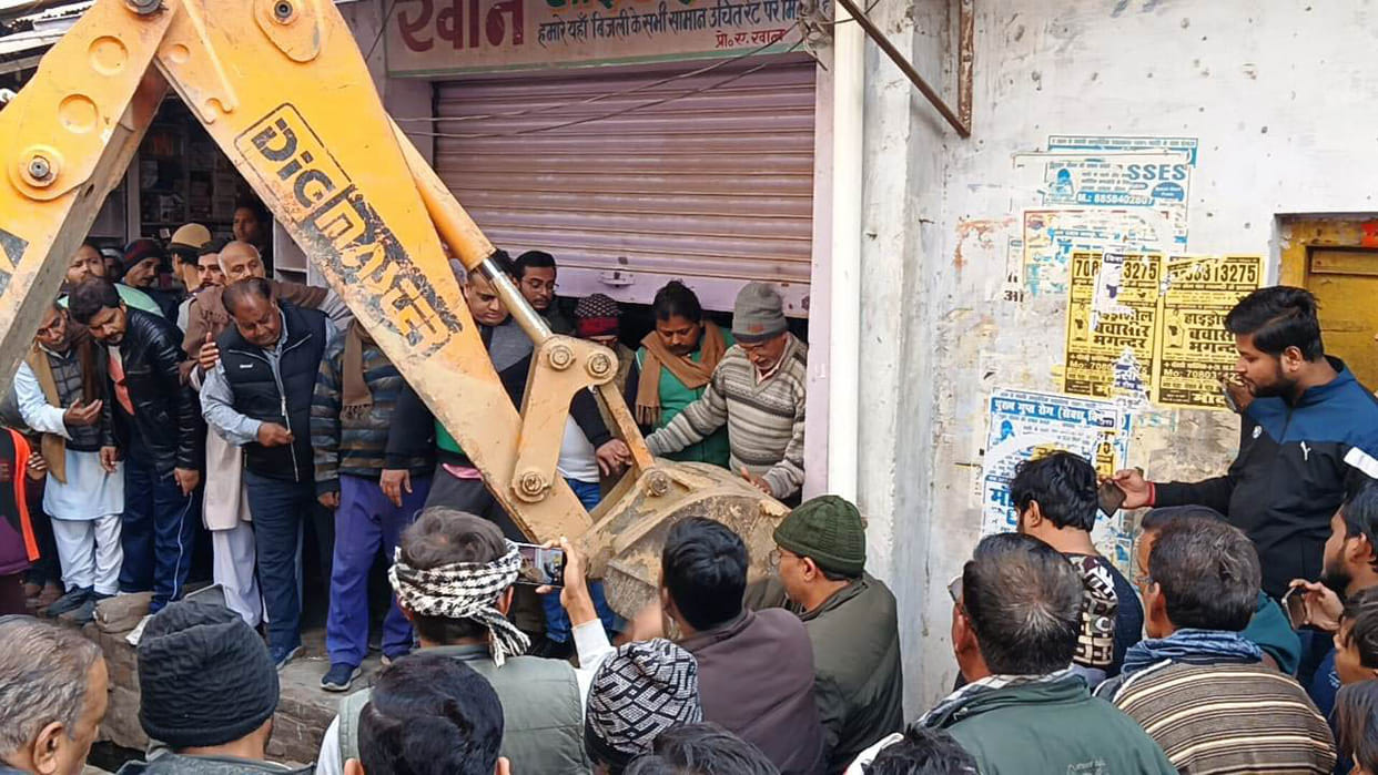 Traders protested when encroachment was removed