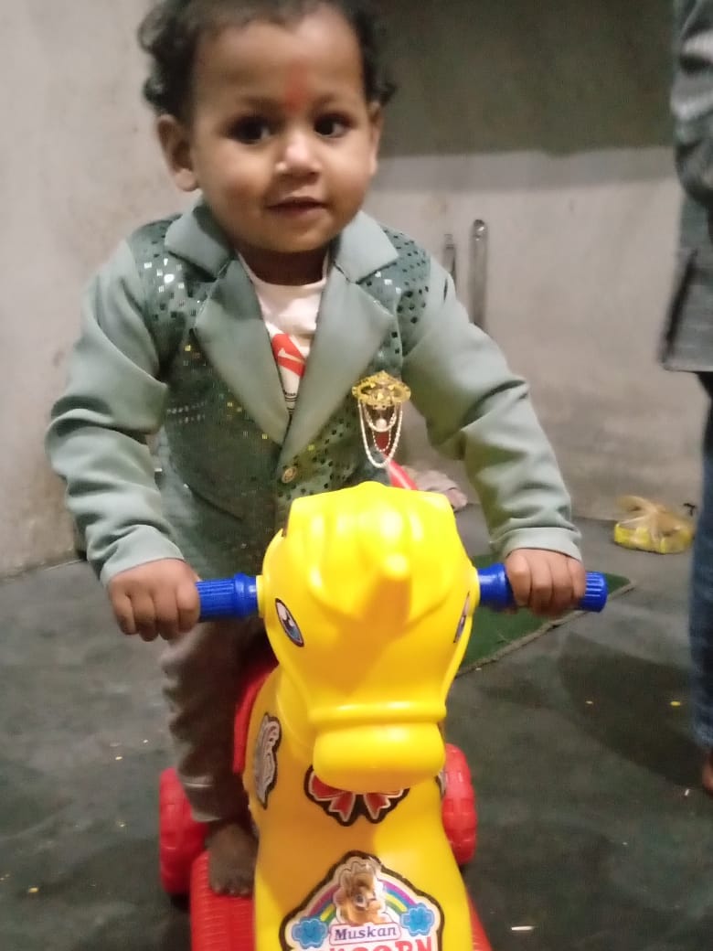 Two year old child falls into hot water bucket, dies in hospital