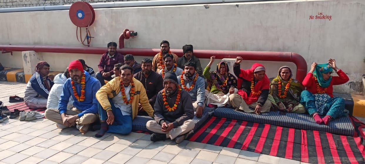 NAP's raw sanitation workers started a two-day strike for their demands.